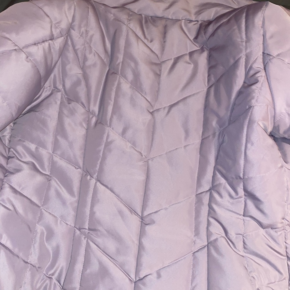 Woman’s coat - Picture 4 of 10